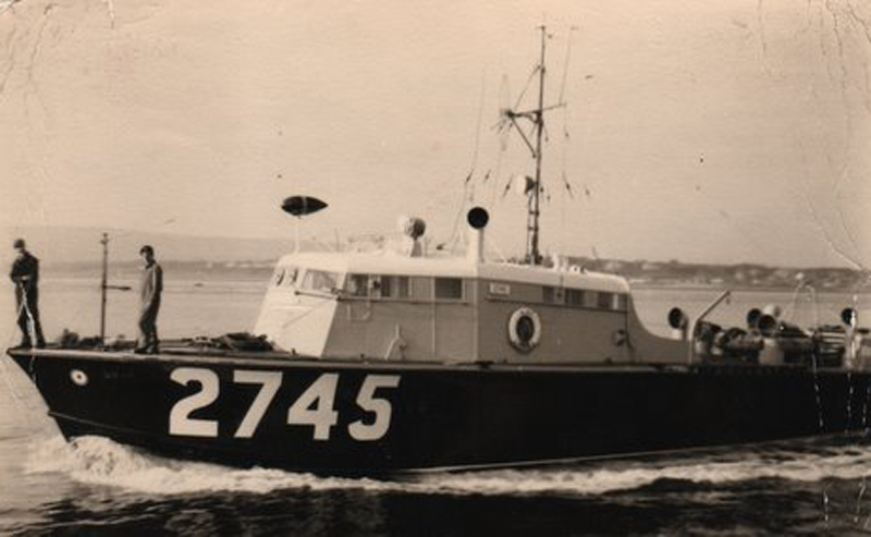 Coming up to the mooring bouy in the Cromarty Firth