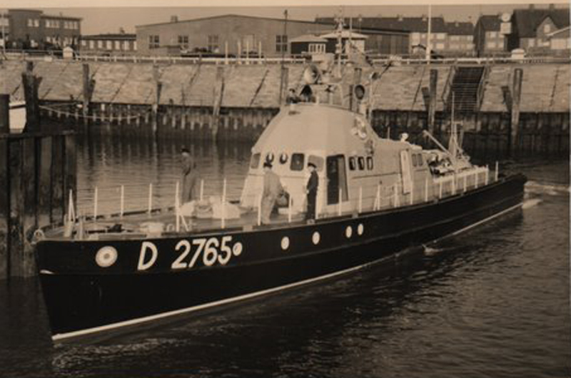 Leaving List Harbour